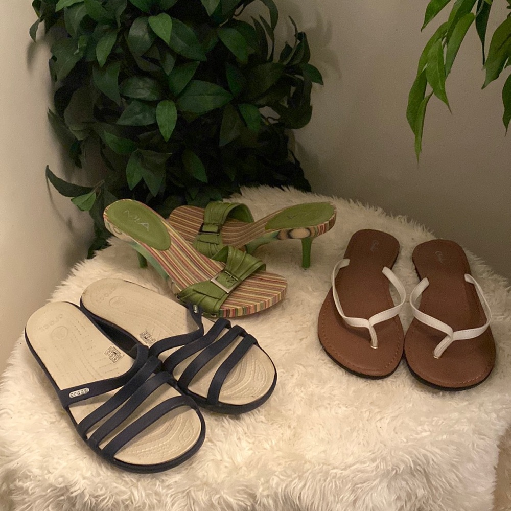 Bundle of Shoes